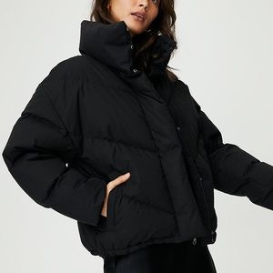 Aritzia The Cloud Puff